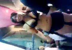 زن عکس کون xxx ژاپنی در اتاق یک مرد جوان مشغول تحقق یافت