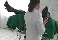 چارلی چیس خودش را روی نیمکت عکس های سکسی کس وکون فرو می کند