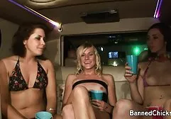 MILF ژاپنی با لباس پاره شده گره خورده است عکس کون سفید سکسی